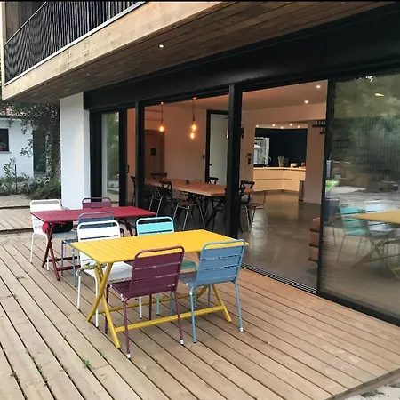 Maison D'architecte Avec Piscine Et Jardin Villa *